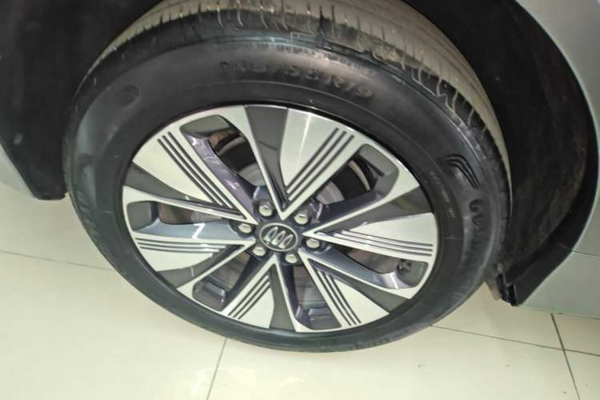 Used Buick E5 2025 Model 620KM Prestige Edition Right Rear Wheel Hub