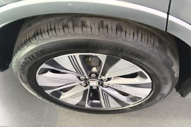 Used Buick E5 2025 Model 620KM Prestige Edition Right Rear Wheel Hub