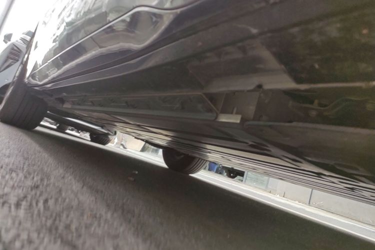 Used Buick E5 2025 Model 620KM Prestige Edition Right Side Sill