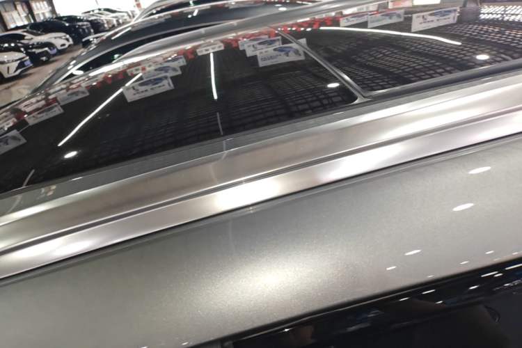 Used Buick E5 2025 Model 620KM Prestige Edition Roof