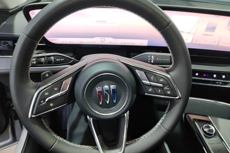 Used Buick E5 2025 Model 620KM Prestige Edition Steering Wheel