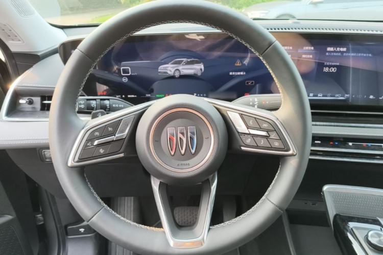 Used Buick E5 2025 Model 620KM Prestige Edition Steering Wheel