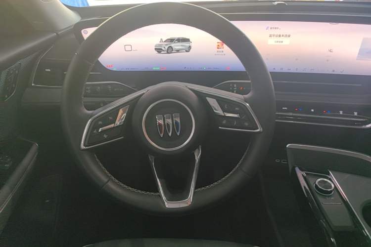 Used Buick E5 2025 Model 620KM Prestige Edition Steering Wheel