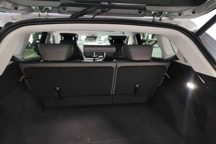 Used Buick E5 2025 Model 620KM Prestige Edition Trunk