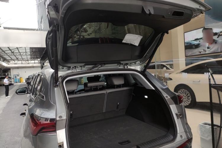 Used Buick E5 2025 Model 620KM Prestige Edition Trunk