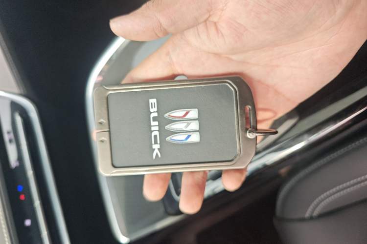 Used Buick E5 2025 Model 515KM First-Adoption Edition Vehicle Key