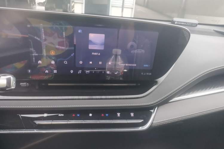 Used Buick E5 2025 Model 620KM Prestige Edition Audio And AC Panel
