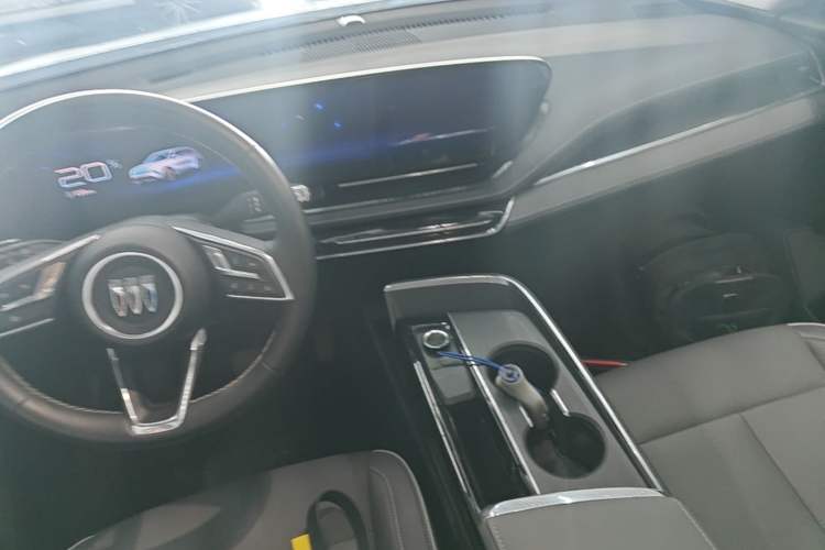 Used Buick E5 2025 Model 620KM Prestige Edition Audio And AC Panel
