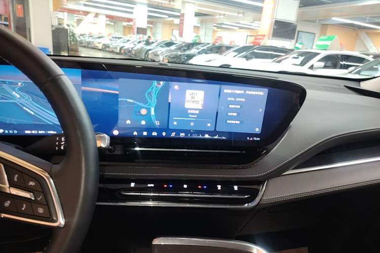 Used Buick E5 2025 Model 620KM Prestige Edition Audio And AC Panel
