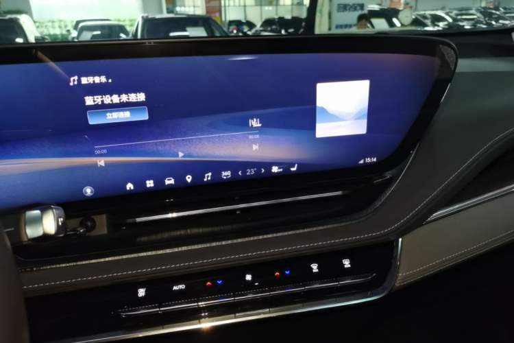 Used Buick E5 2025 Model 620KM Prestige Edition Audio And AC Panel