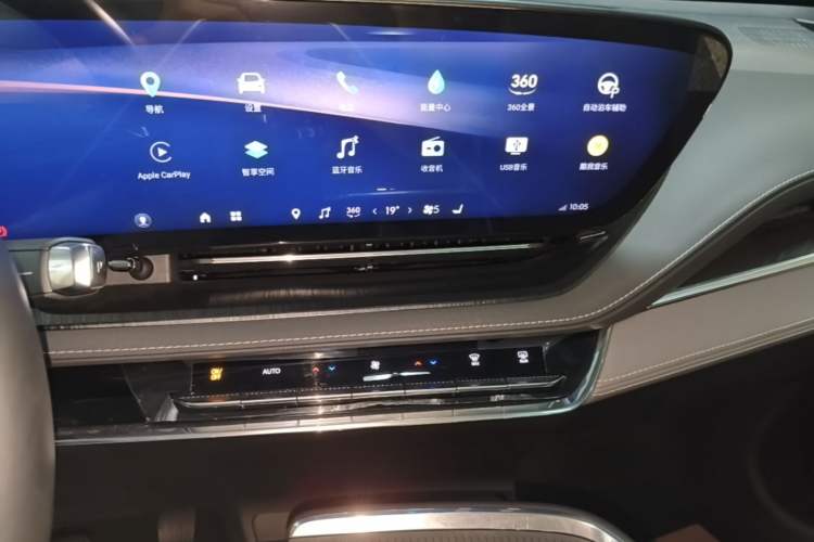 Used Buick E5 2025 Model 620KM Prestige Edition Audio And AC Panel