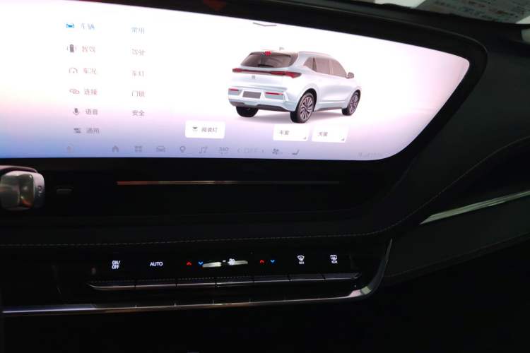 Used Buick E5 2025 Model 620KM Prestige Edition Audio And AC Panel