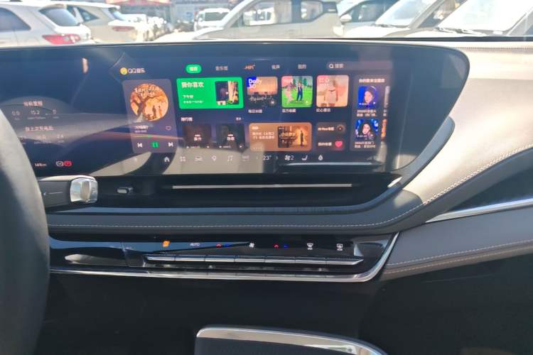 Used Buick E5 2025 Model 620KM Prestige Edition Audio And AC Panel