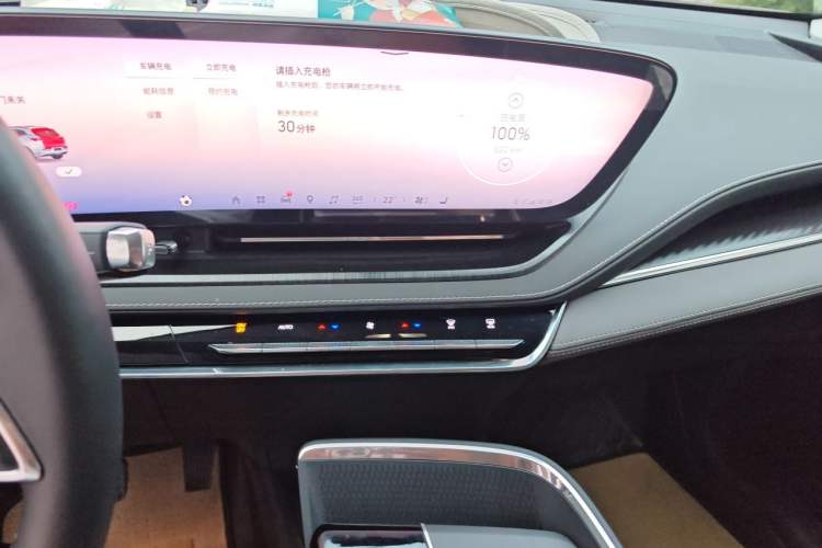 Used Buick E5 2025 Model 620KM Prestige Edition Audio And AC Panel