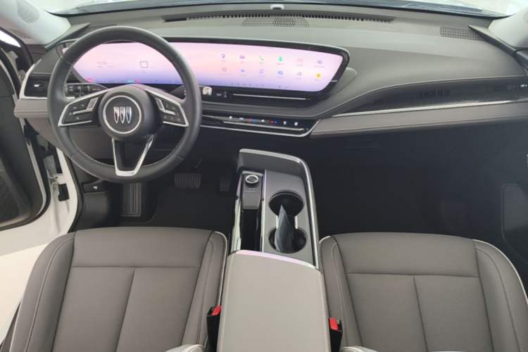 Used Buick E5 2025 Model 620KM Prestige Edition Center Console