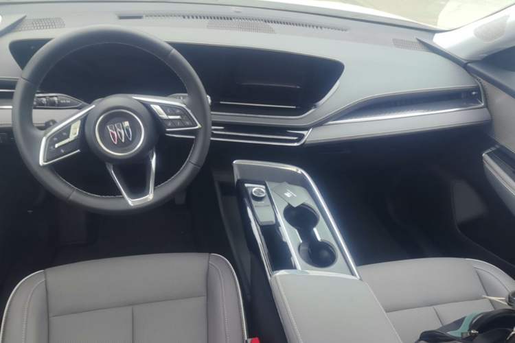 Used Buick E5 2025 Model 620KM Prestige Edition Center Console