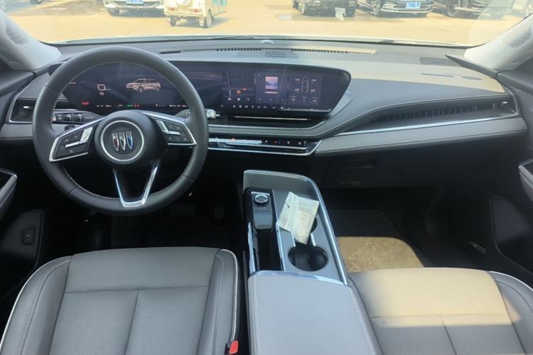 Used Buick E5 2025 Model 620KM Prestige Edition Center Console