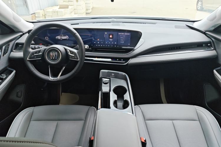 Used Buick E5 2025 Model 620KM Prestige Edition Center Console