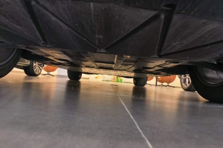 Used Buick E5 2025 Model 620KM Prestige Edition Chassis Front