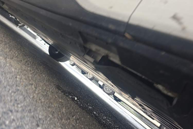Used Buick E5 2025 Model 620KM Prestige Edition Chassis Front Right