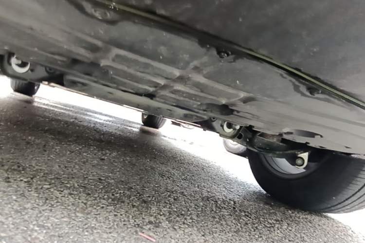 Used Buick E5 2025 Model 620KM Prestige Edition Chassis Rear