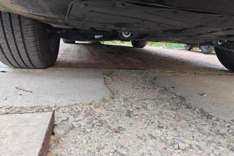 Used Buick E5 2025 Model 620KM Prestige Edition Chassis Rear Left