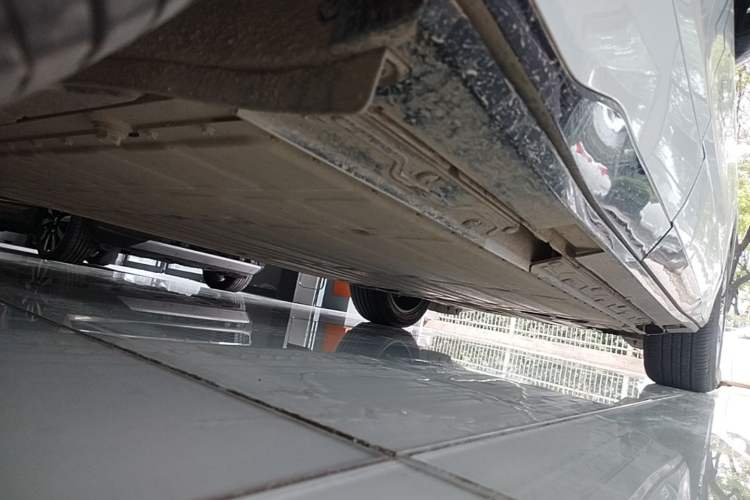 Used Buick E5 2025 Model 620KM Prestige Edition Chassis Rear Right