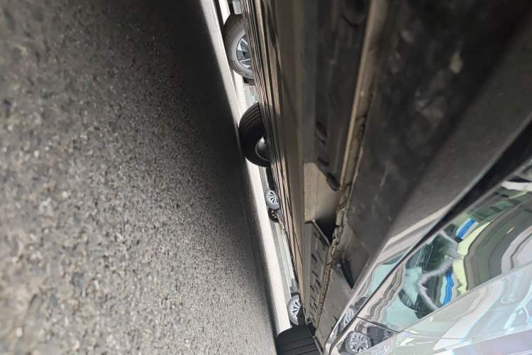 Used Buick E5 2025 Model 620KM Prestige Edition Chassis Rear Right