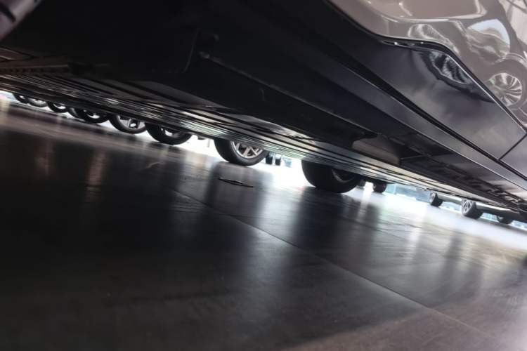 Used Buick E5 2025 Model 620KM Prestige Edition Chassis Rear Right