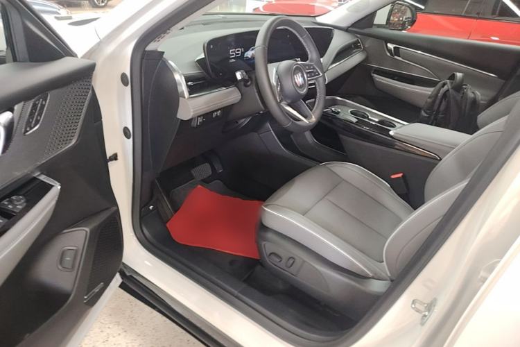 Used Buick E5 2025 Model 620KM Prestige Edition Driver Seat