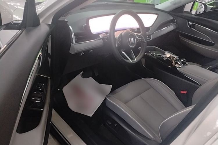 Used Buick E5 2025 Model 620KM Prestige Edition Driver Seat