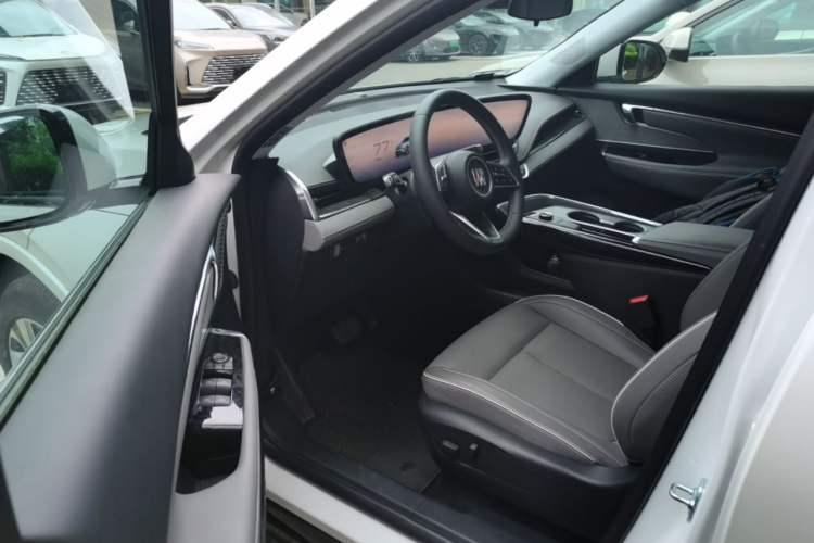 Used Buick E5 2025 Model 620KM Prestige Edition Driver Seat