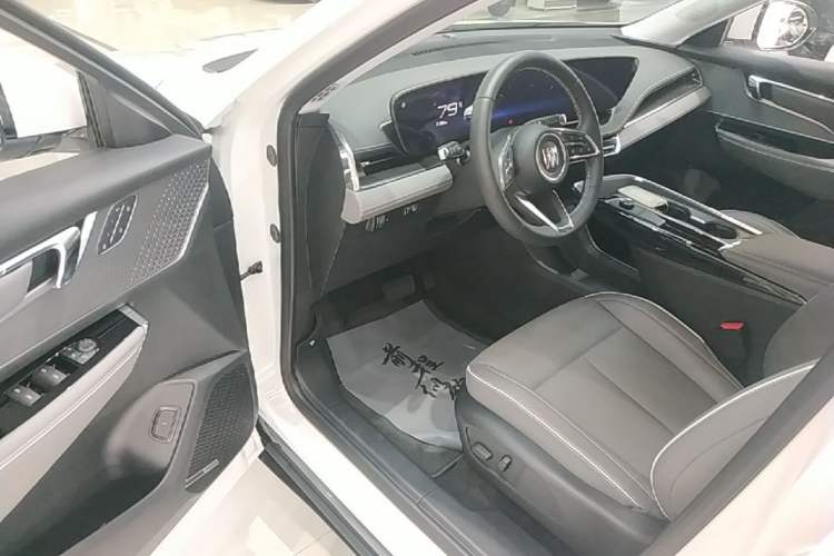 Used Buick E5 2025 Model 620KM Prestige Edition Driver Seat