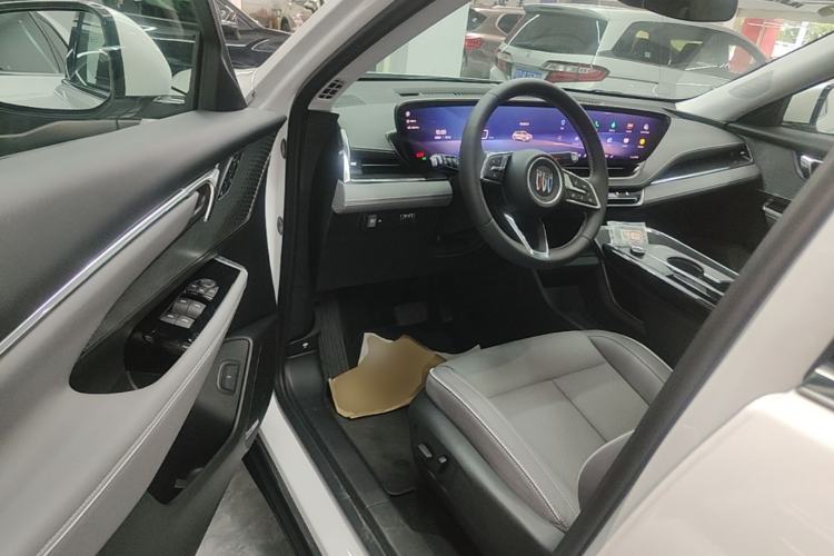 Used Buick E5 2025 Model 620KM Prestige Edition Driver Seat