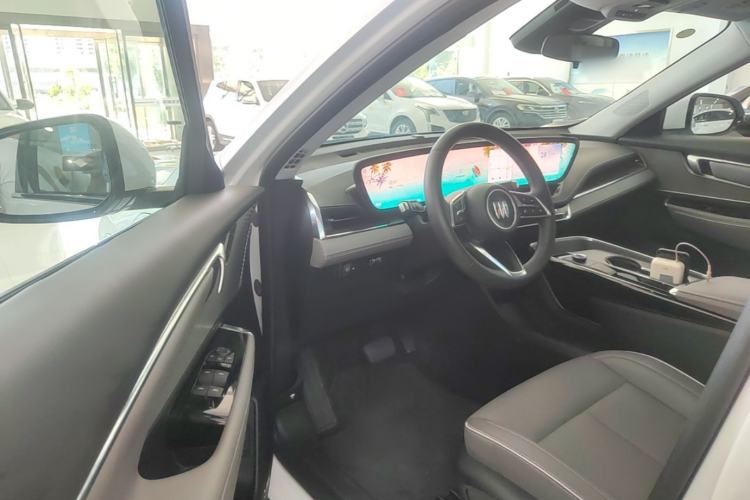 Used Buick E5 2025 Model 620KM Prestige Edition Driver Seat