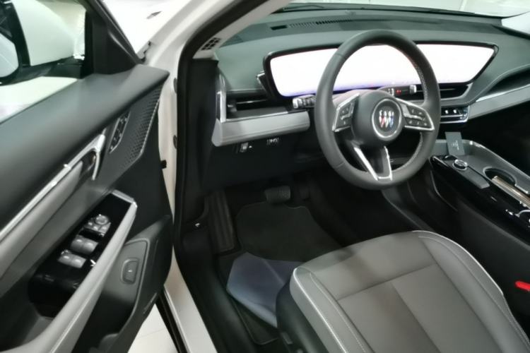 Used Buick E5 2025 Model 620KM Prestige Edition Driver Seat