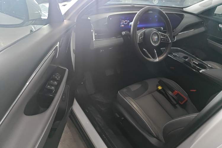 Used Buick E5 2025 Model 620KM Prestige Edition Driver Seat