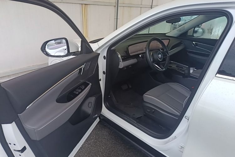 Used Buick E5 2025 Model 620KM Prestige Edition Driver Seat
