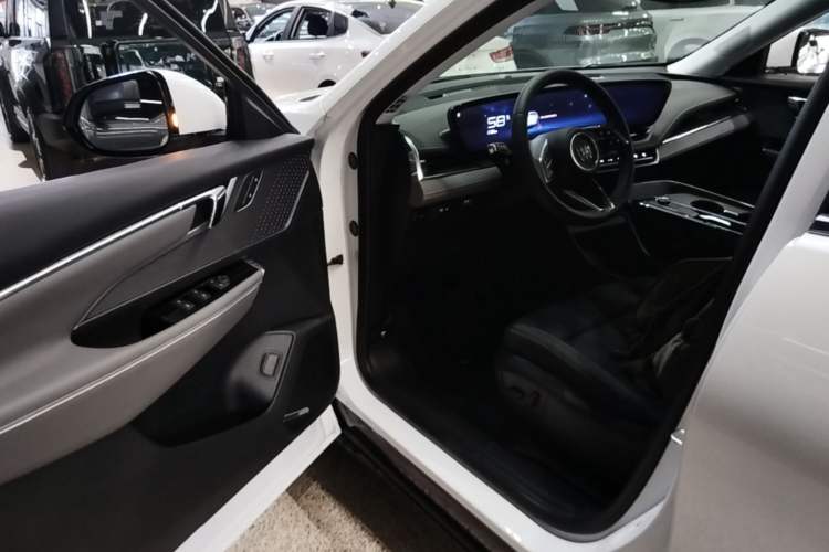 Used Buick E5 2025 Model 515KM First-Adoption Edition Driver Seat