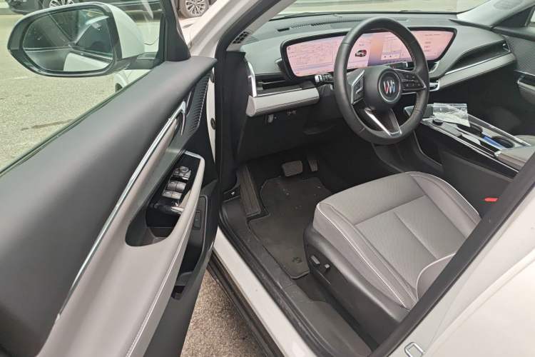 Used Buick E5 2025 Model 620KM Prestige Edition Driver Seat