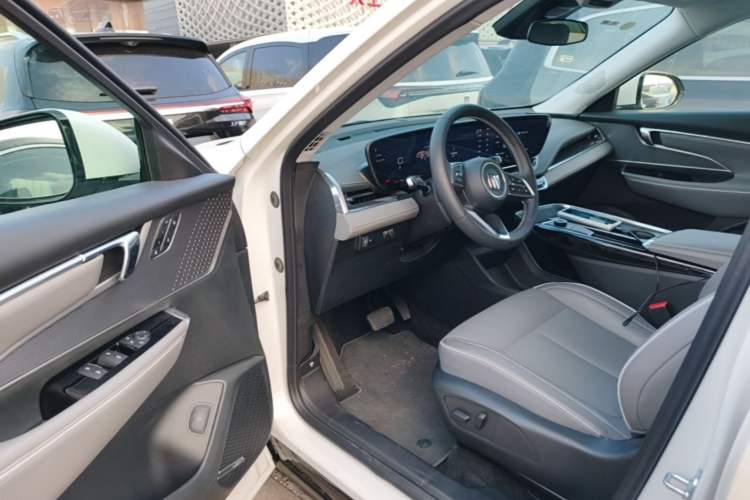 Used Buick E5 2025 Model 620KM Prestige Edition Driver Seat