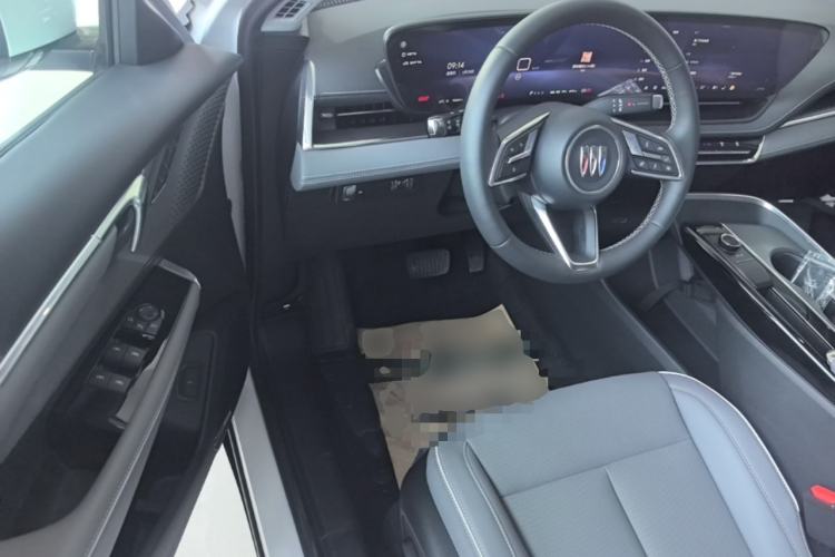 Used Buick E5 2025 Model 620KM Prestige Edition Driver Seat