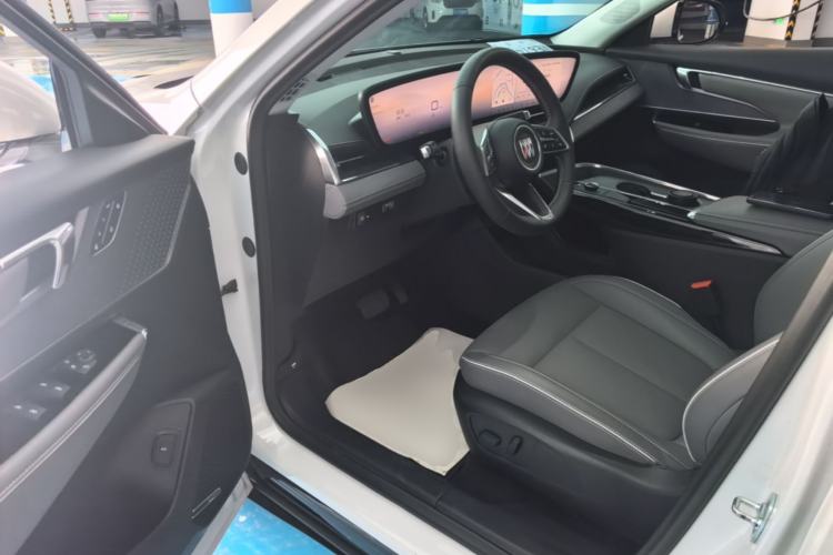 Used Buick E5 2025 Model 620KM Prestige Edition Driver Seat