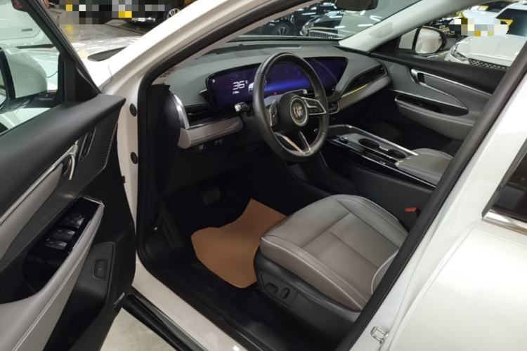 Used Buick E5 2025 Model 620KM Prestige Edition Driver Seat