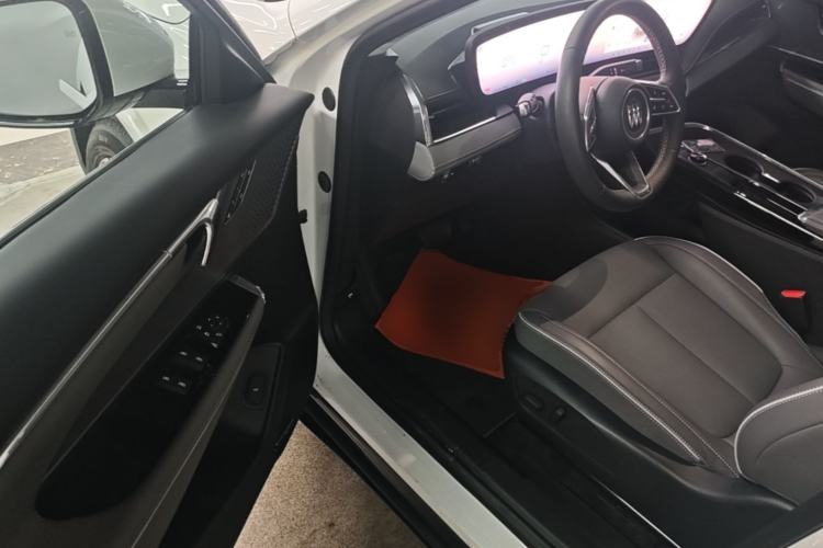 Used Buick E5 2025 Model 620KM Prestige Edition Driver Seat