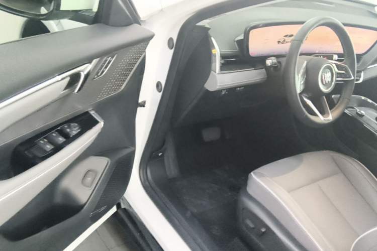 Used Buick E5 2025 Model 620KM Prestige Edition Driver Seat