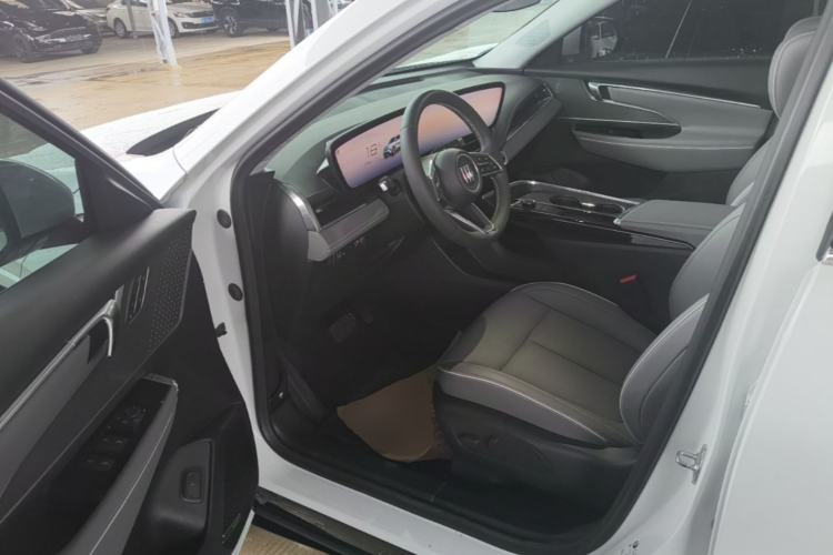 Used Buick E5 2025 Model 620KM Prestige Edition Driver Seat