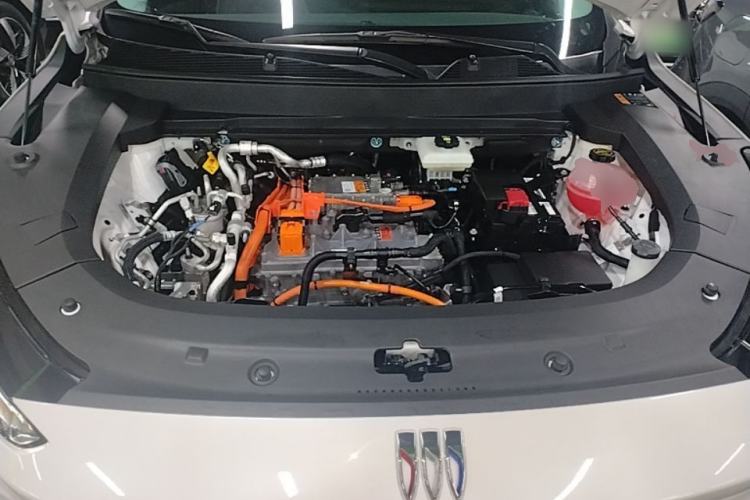 Used Buick E5 2025 Model 620KM Prestige Edition Engine Bay