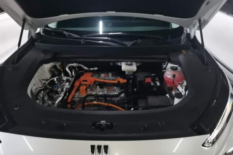 Used Buick E5 2025 Model 515KM First-Adoption Edition Engine Bay