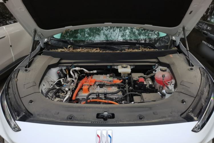 Used Buick E5 2025 Model 620KM Prestige Edition Engine Bay
